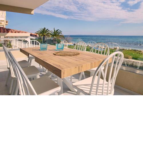 Sea Front Zante Apartments