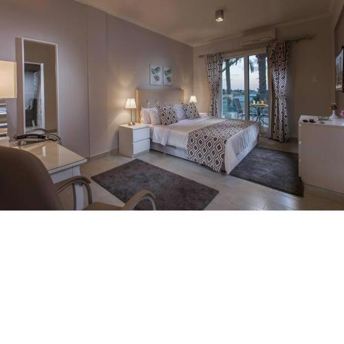 Sea Gull Marina Hotel
