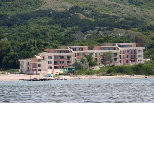 Sea Paradise Apartment Complex