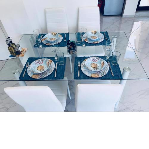 "Sea Stars" Luxury Central Apartment