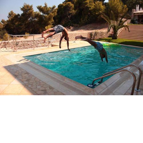 Sea View Μaisonette with Shared Pool