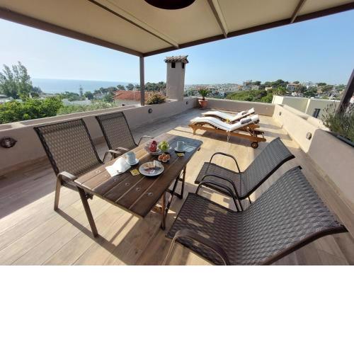 SEA VIEW APARTMENT 15 MIN FROM ATHENS AIRPORT