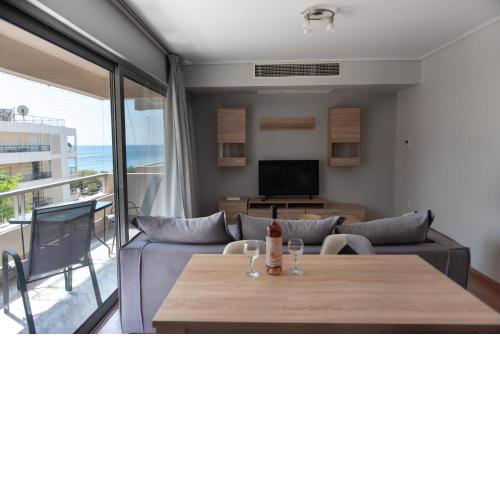Sea view apartment in Alimos region (D4)