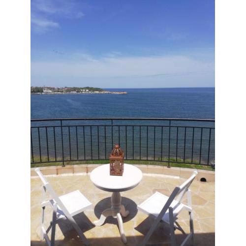 Sea view apartment