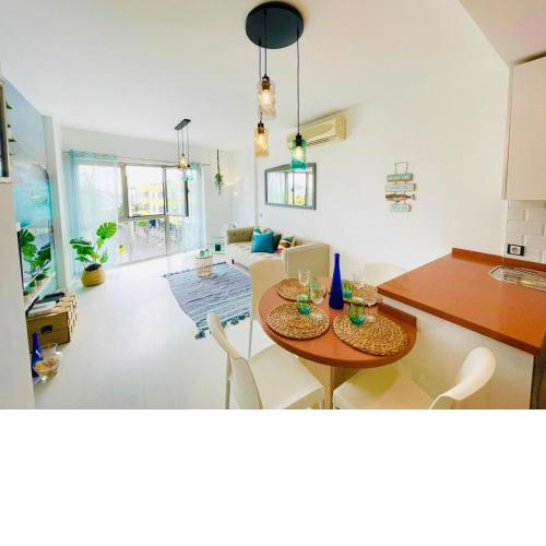 Sea View Home