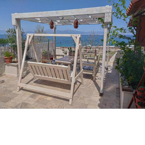 Sea View Roof Garden Apartment