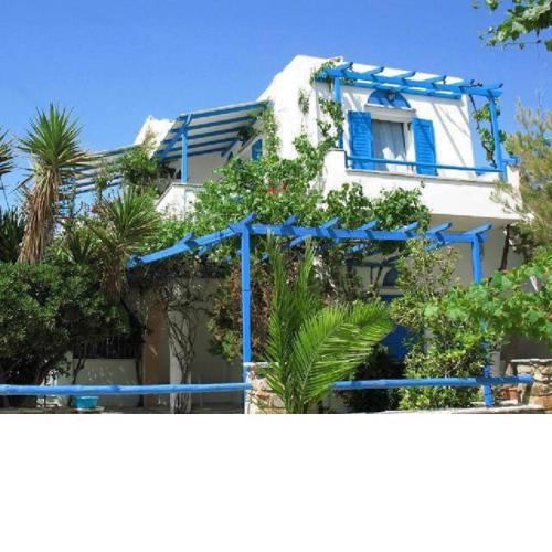 Sea View Studios & Apartments