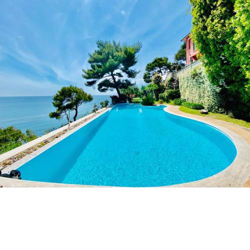 Sea View Suite Apartment In Historic Villa, Exclusive Experience