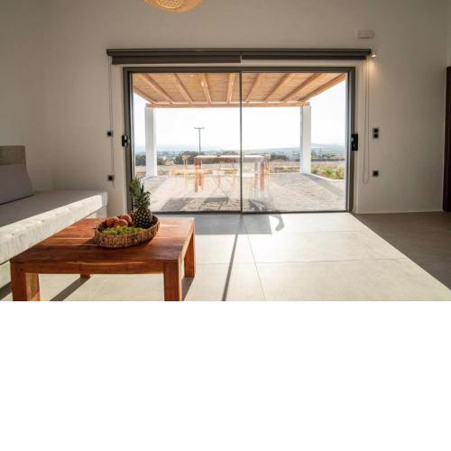 Sea View Villa in Naxos - Oskelos South