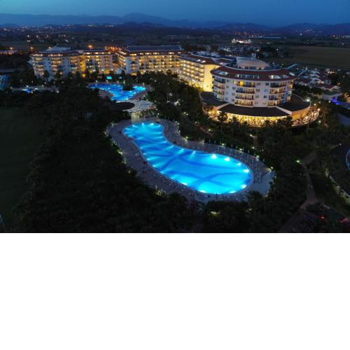 Seaden Sea World Resort & Spa