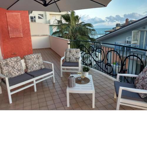 Seafront and Mountain View Penthouse