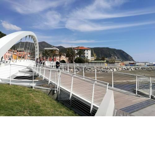 Seafront apartment CITRA code 010059-LT-0235