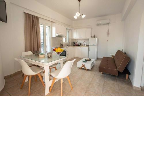 Seafront Apartment Kalamaki