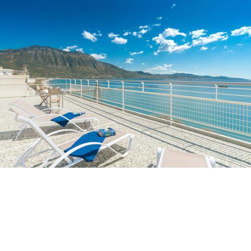 Seafront Penthouse LEO
