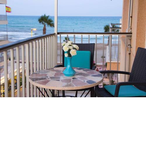 seafront San Pere apartment