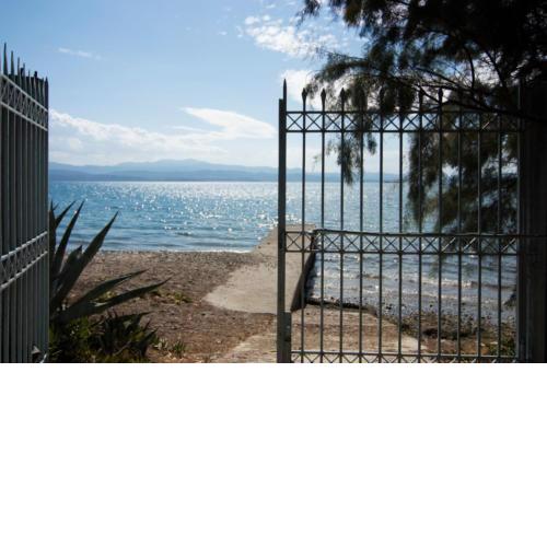 Seafront Villa Aggeliki