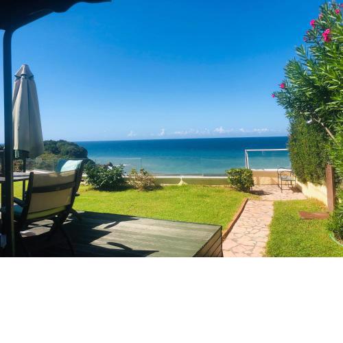 Seahorse Bay Beach Villa Halikounas
