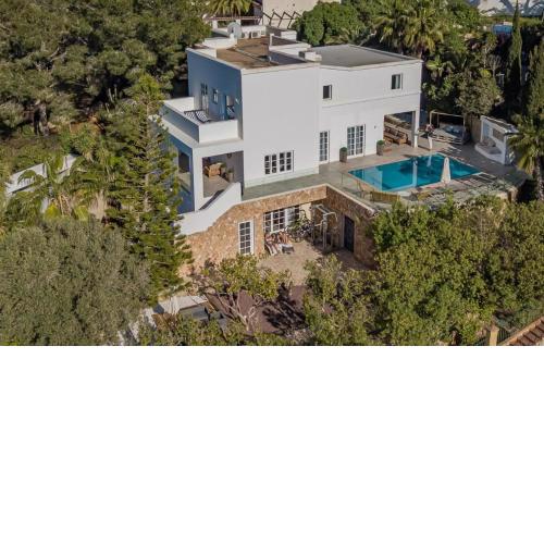 SeaRenity Talamanca Heights -Luxury Villa near Sea