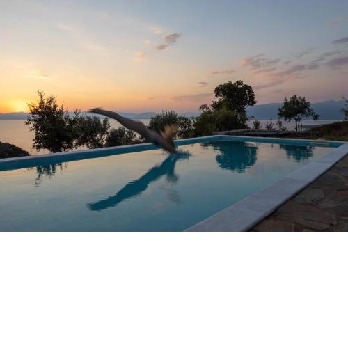 Searocks Exclusive Villas Resort