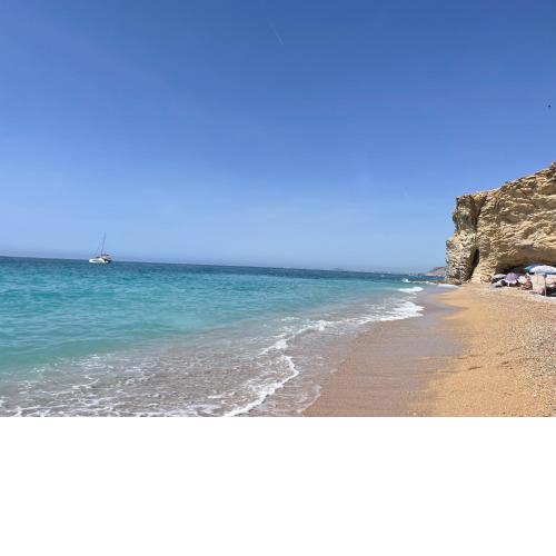 Seaside 2 bedroom home with pool