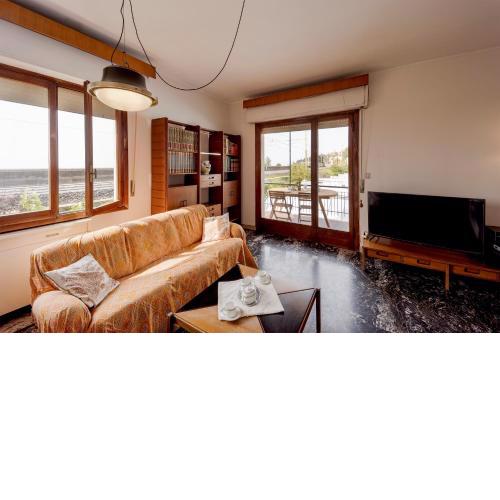 Seaside Apartment, 20m to the beach, WI-FI&TERRACE