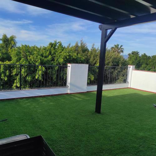 Seaside Apt. with Roof Garden Solarium
