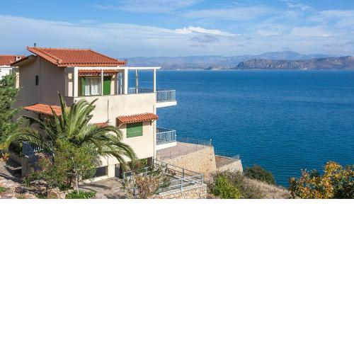 Seaside maisonette in Kiveri, near Nafplion.