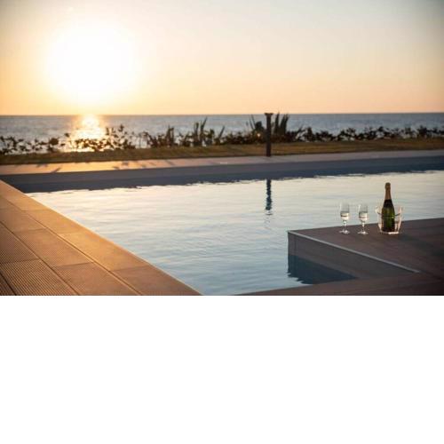 Seaside new villa with pool