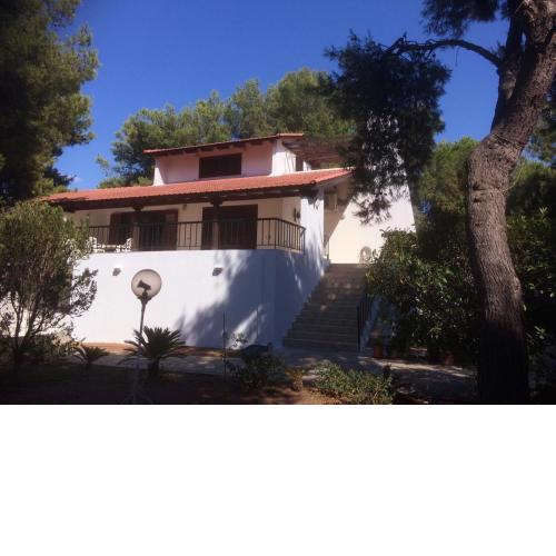 Seaside Villa in Alikes, Chalkida