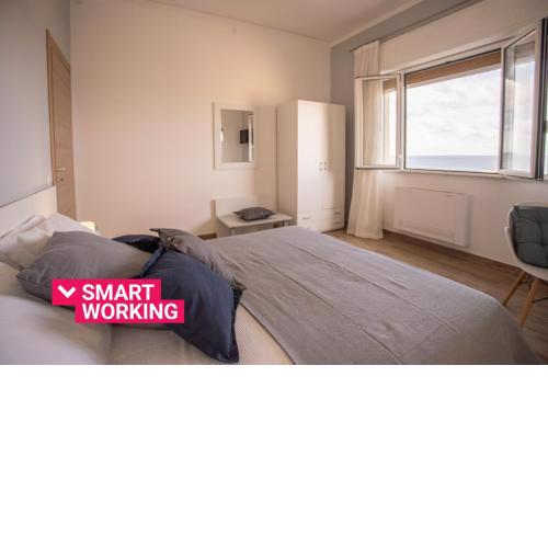 Seaview Rooms in the center by Wonderful Italy
