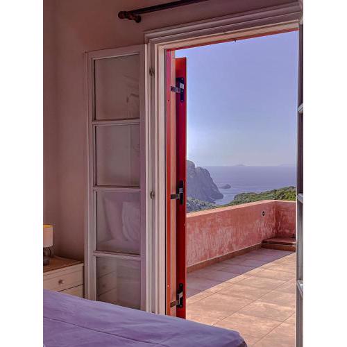 Secluded 3 BR House 5 mins from Kapsali
