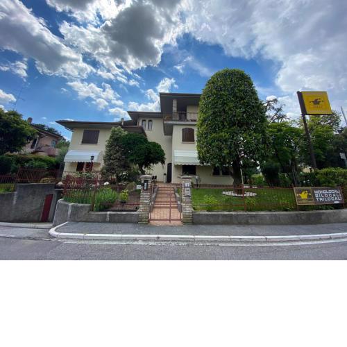 Seclusive Apartment in Sirmione near Lake