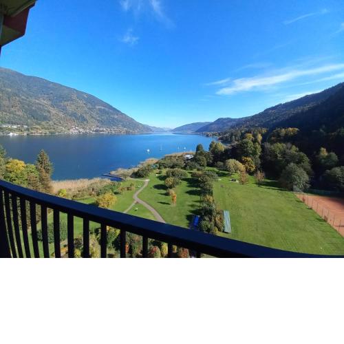 Seeblick Appartement Haus Landskron direkt am Ossiachersee LB1