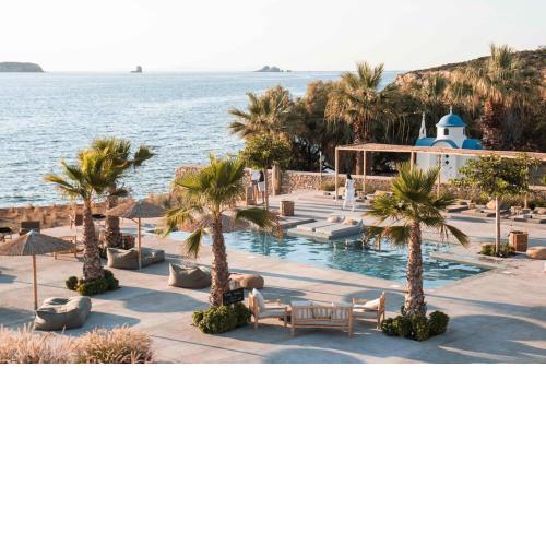Seesoo Paros Beachfront Resort
