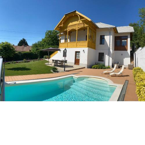 Segesdy Villa