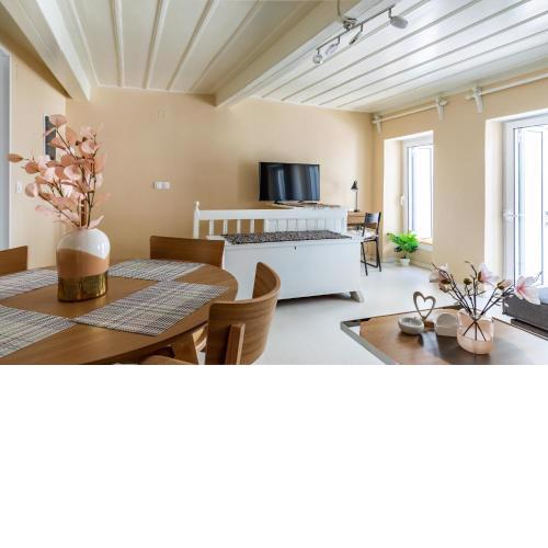 Selini Lovely Apartment
