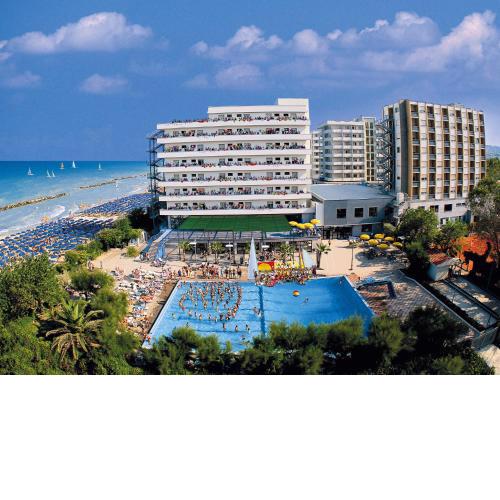 Serena Majestic Hotel Residence