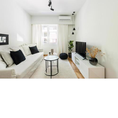 Serene 1 BR Apartment in Koukaki by UPSTREET