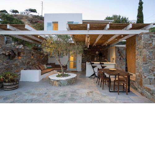 Serene suite IRIDA in Serifos