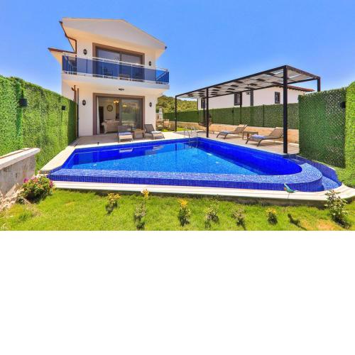 Serene Villa w Private Pool and BBQ in Kas