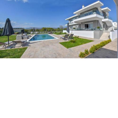 SERENITY HOUSE