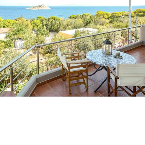 Serenity villa-2nd floor-Sea view-sandy beach 250m away.