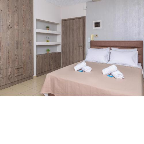 Sergios Apartments 6