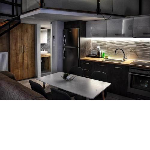 Serres Loft Apartment