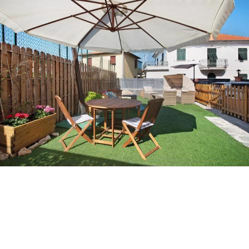 Sestri Lounge