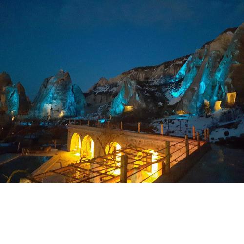 Seven Rock Cave Hotel