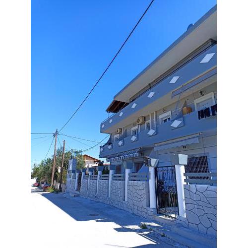 Seven Seas Apartments