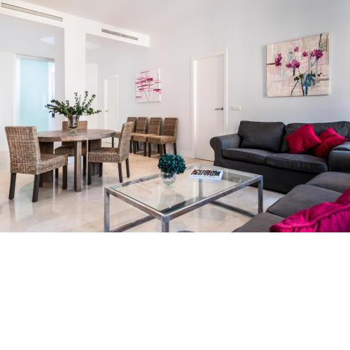 Sevilla Luxury Rentals - Alcazar