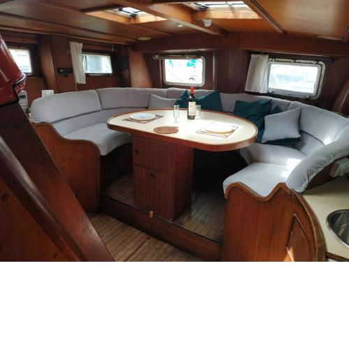 Seving, velero unico donde relajarte, parking gratuito