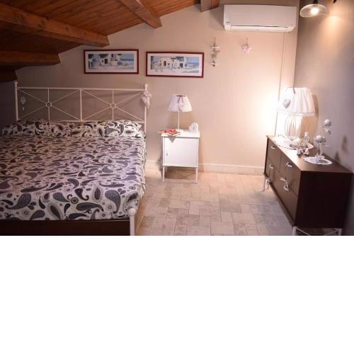 Shabby house with parking & wifi